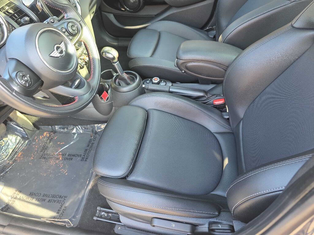 Used 2019 MINI Cooper S image 11