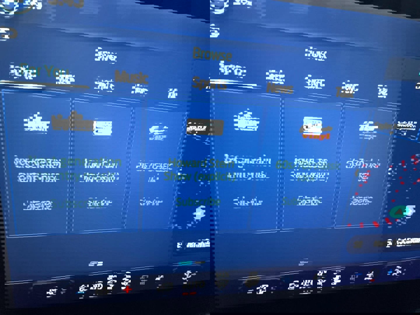 Used 2023 Ford Transit 350 XLT image 9