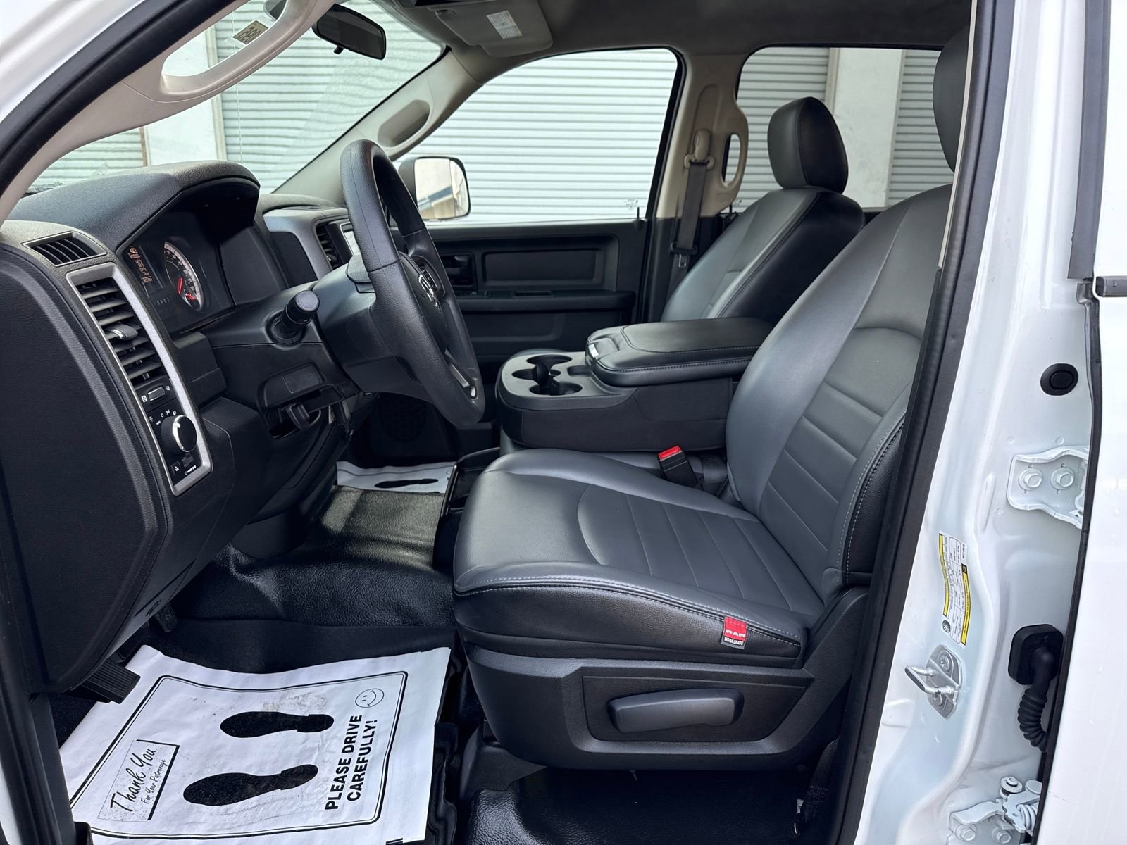 Used 2021 RAM 1500 Tradesman w/ Chrome Appearance Group image 9