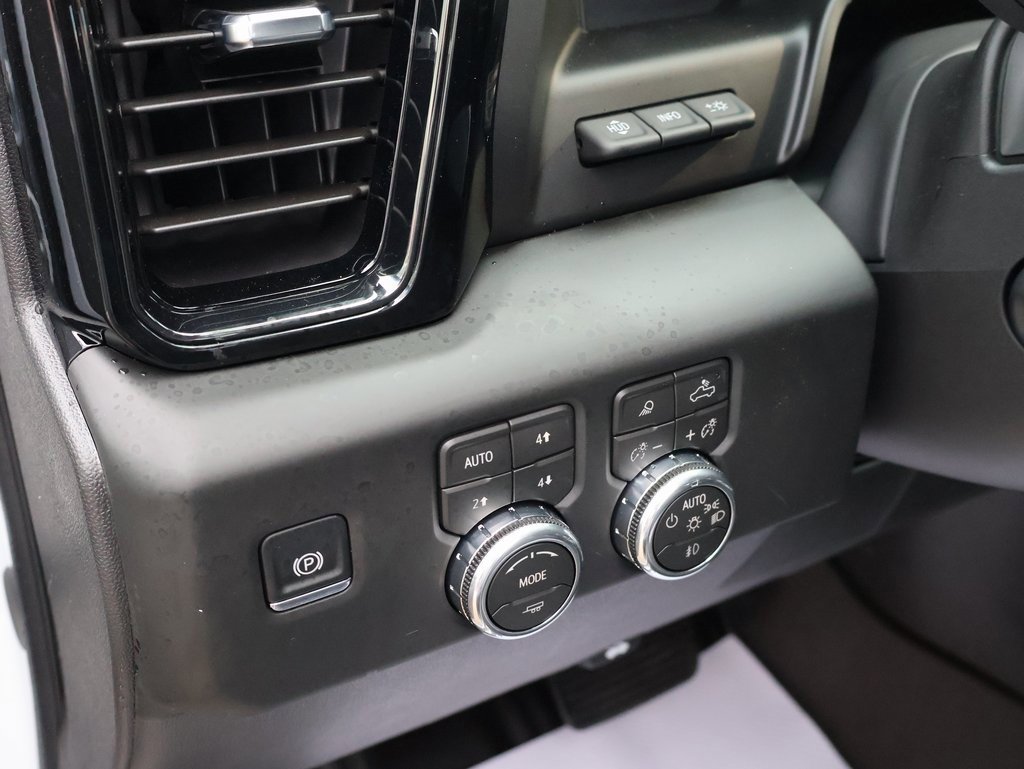 New 2026 GMC Sierra 1500 AT4X w/ LPO, Black Badging Package image 12