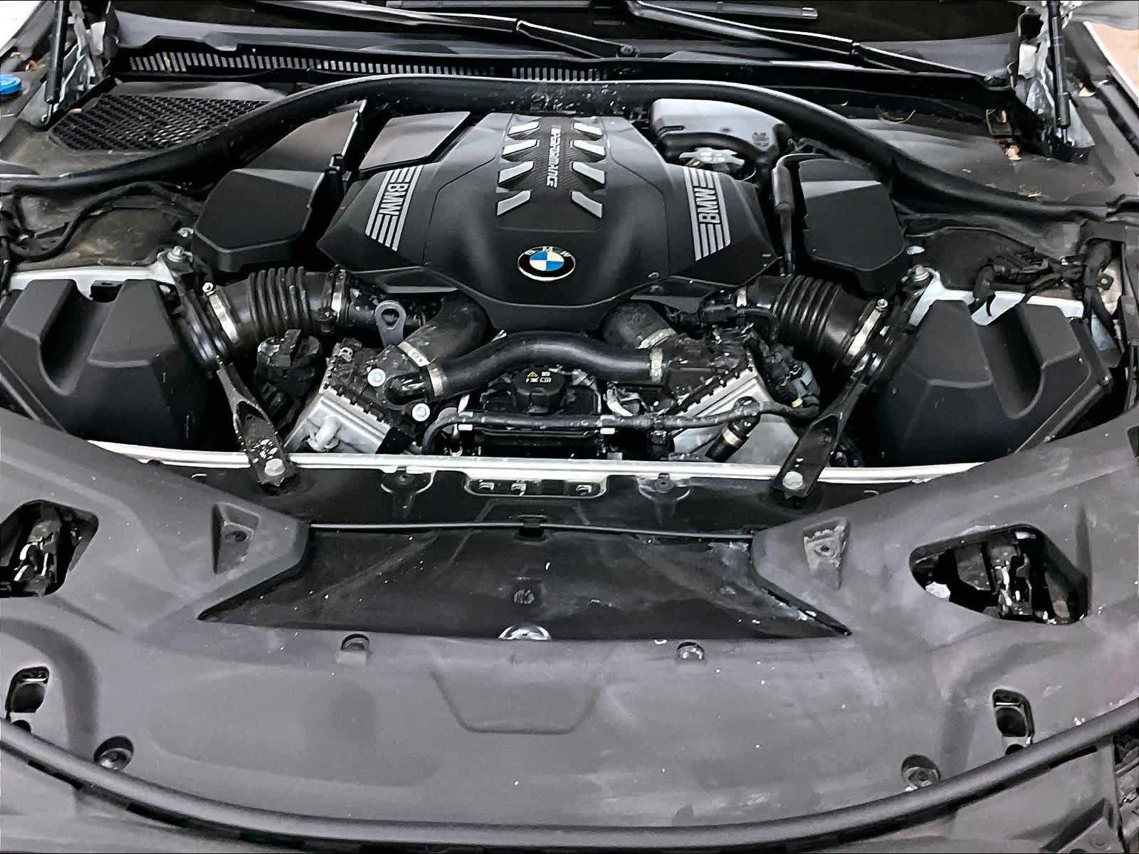 Used 2024 BMW M850i xDrive Convertible w/ M Sport Professional Package AWD/4WD image 11