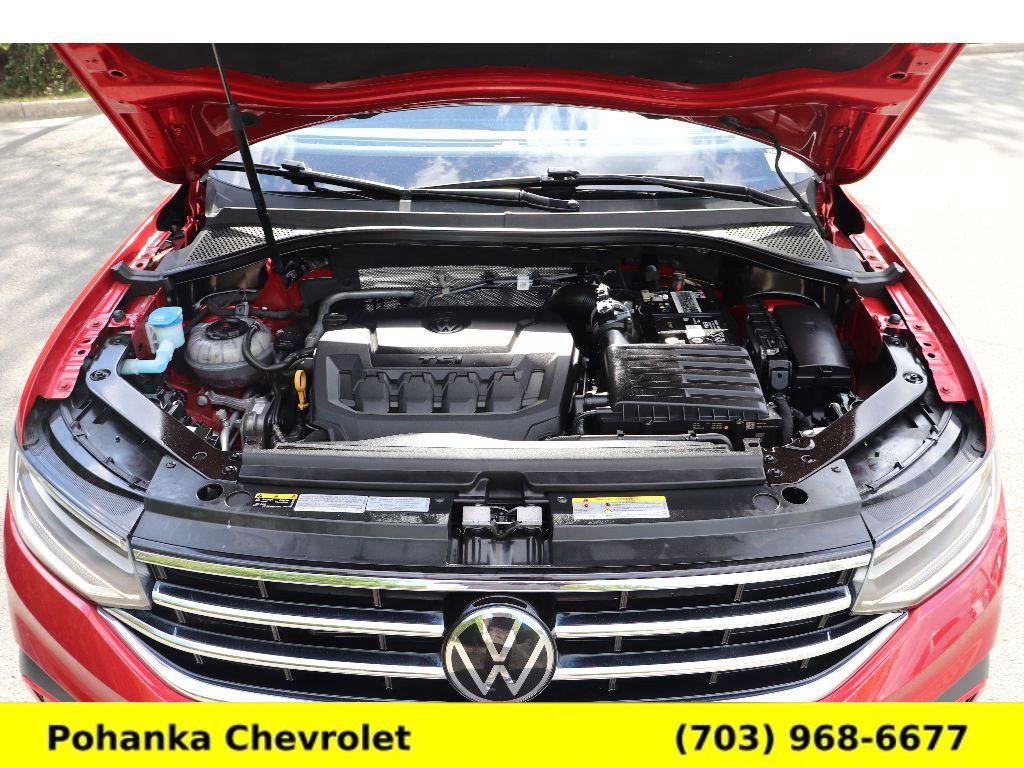 Used 2022 Volkswagen Tiguan SE AWD/4WD image 31
