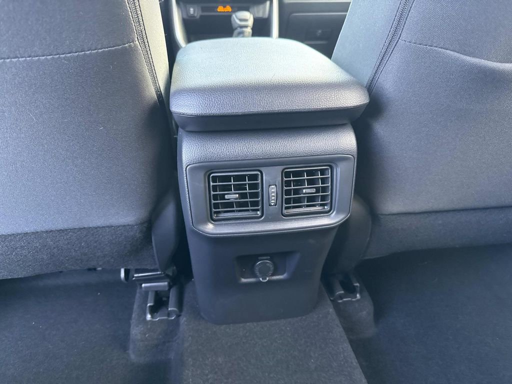 Used 2025 Toyota RAV4 LE image 20