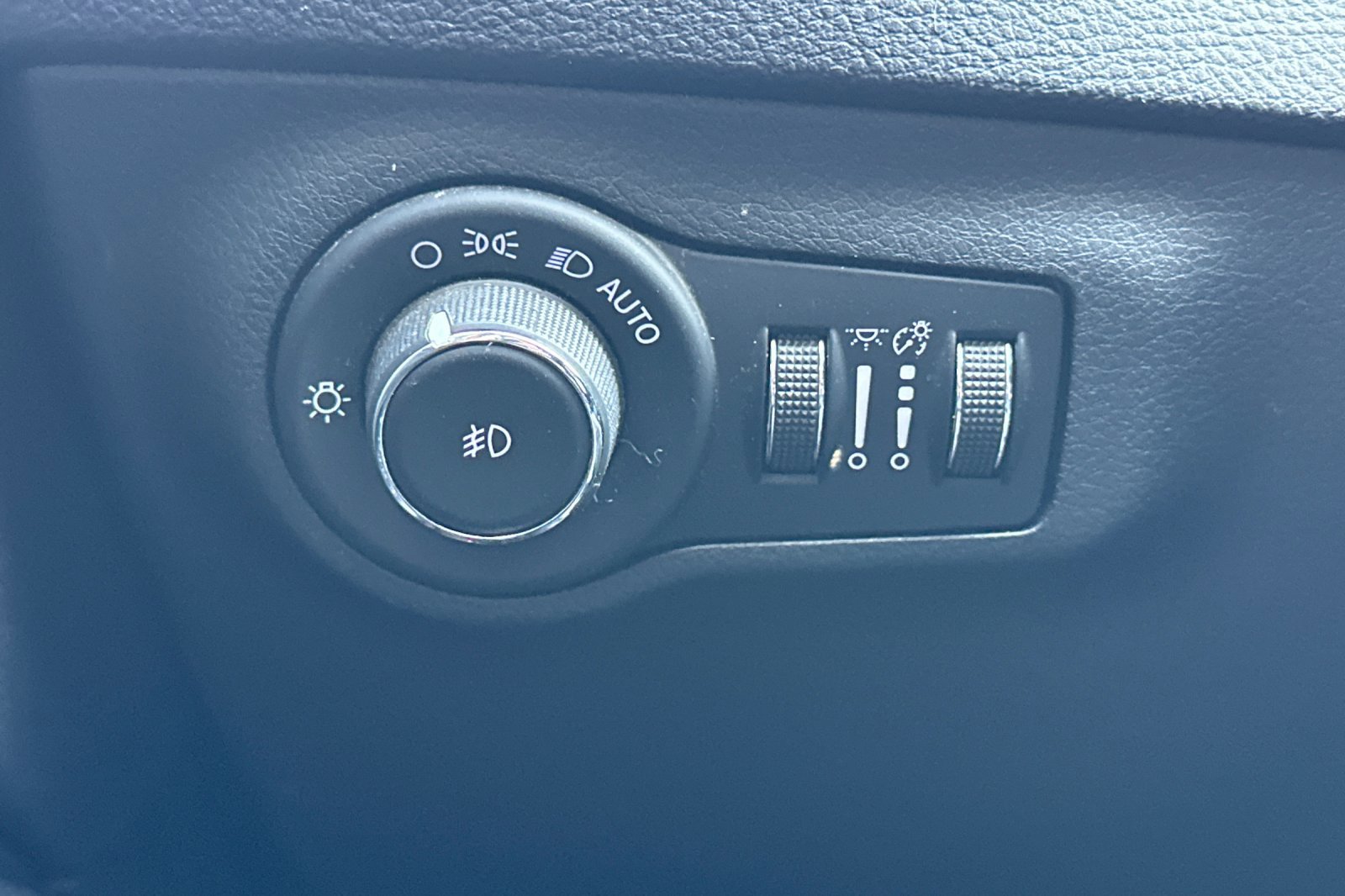 Used 2018 Jeep Compass Trailhawk image 43