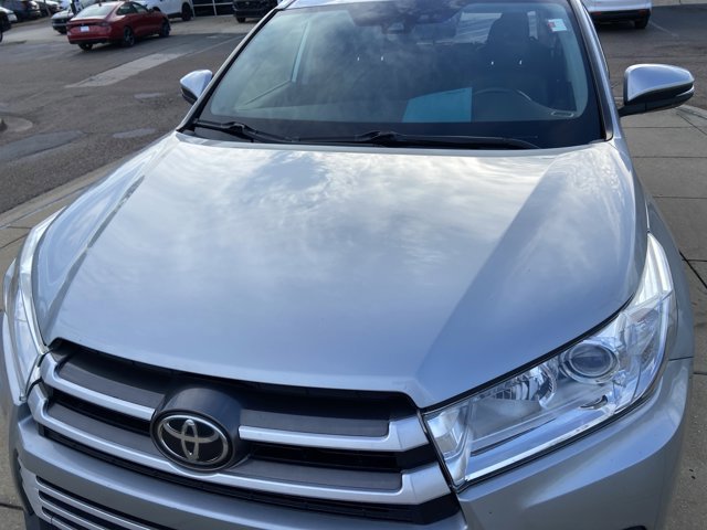 Used 2019 Toyota Highlander XLE image 27