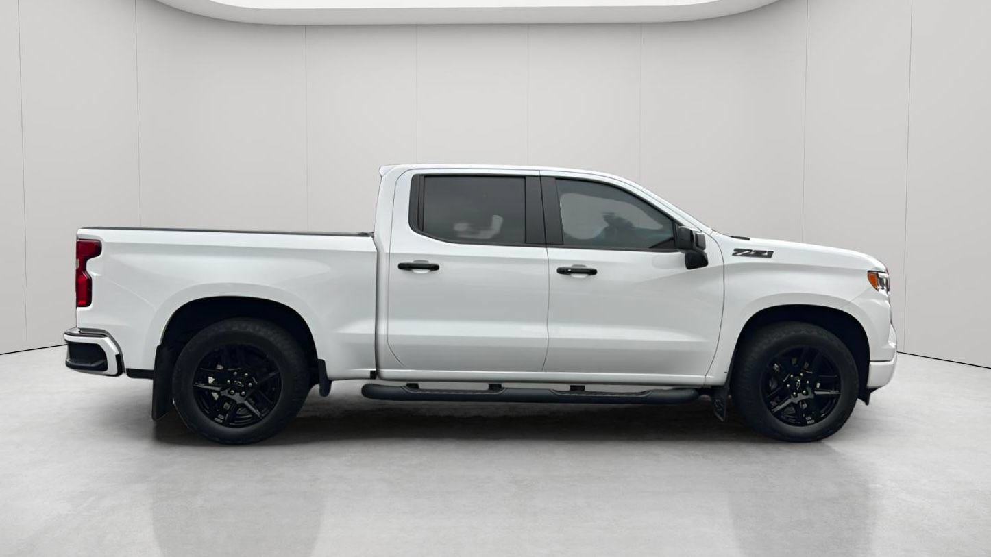 Used 2023 Chevrolet Silverado 1500 RST w/ All Star Edition Plus AWD/4WD image 4