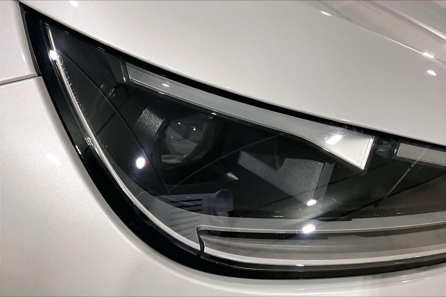 Certified 2025 BMW iX xDrive50 AWD/4WD image 25