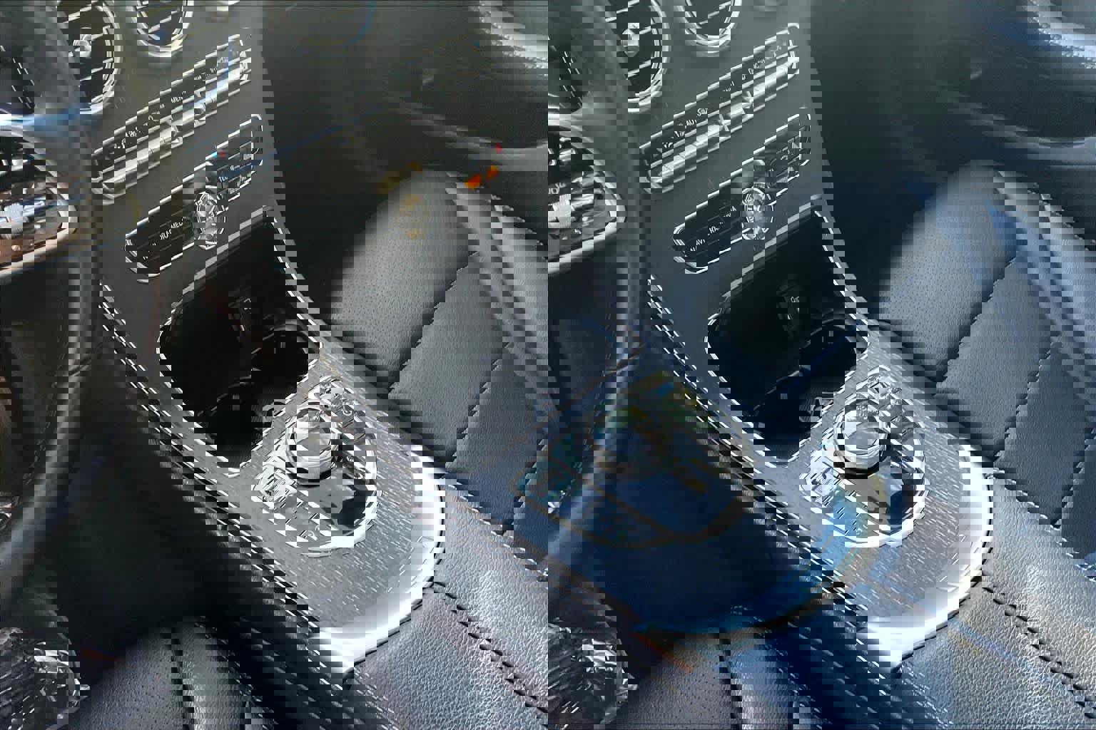 Used 2020 Mercedes-Benz C 300 4MATIC Sedan image 17