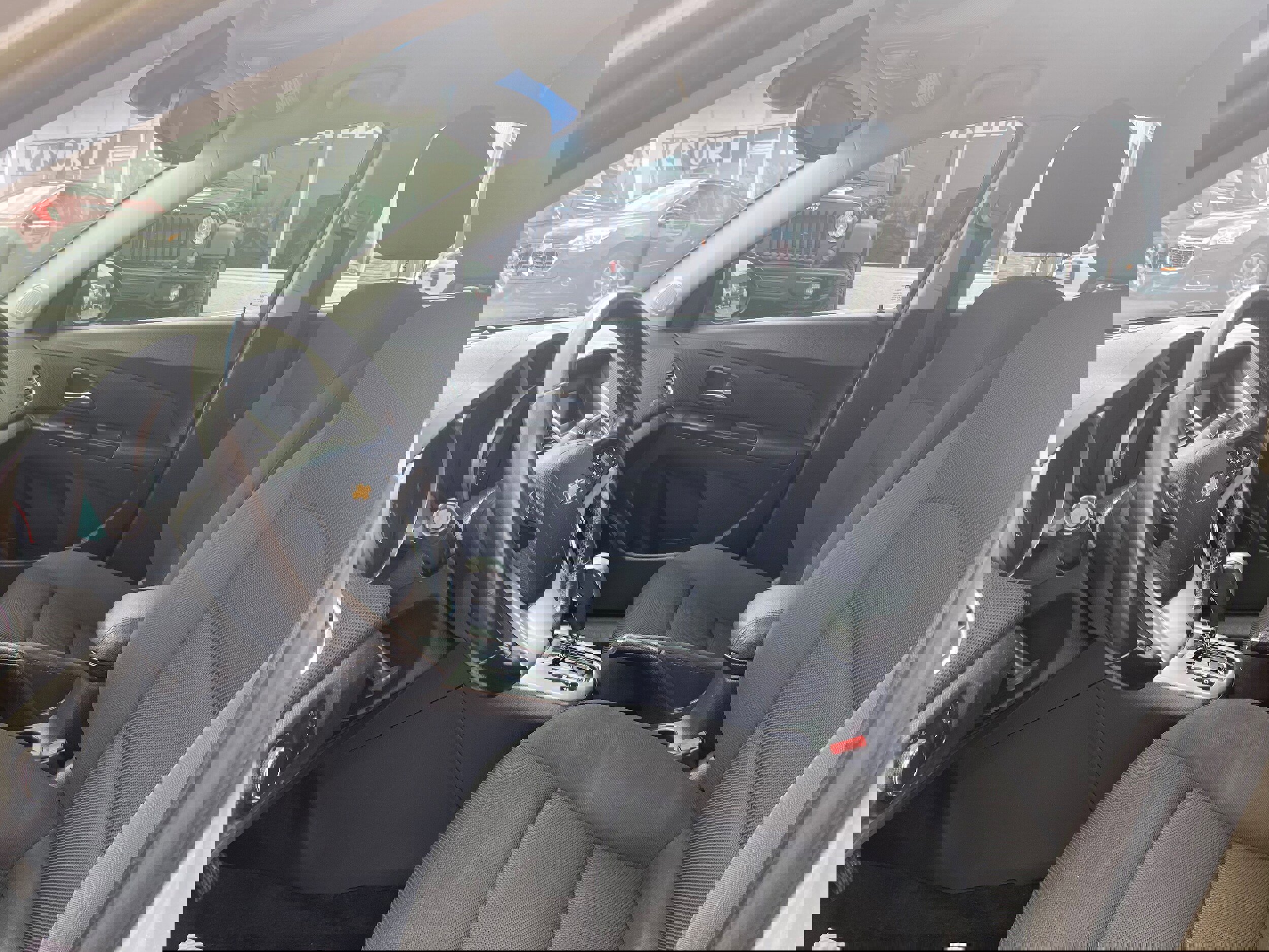 Used 2014 Chevrolet Cruze LT image 10