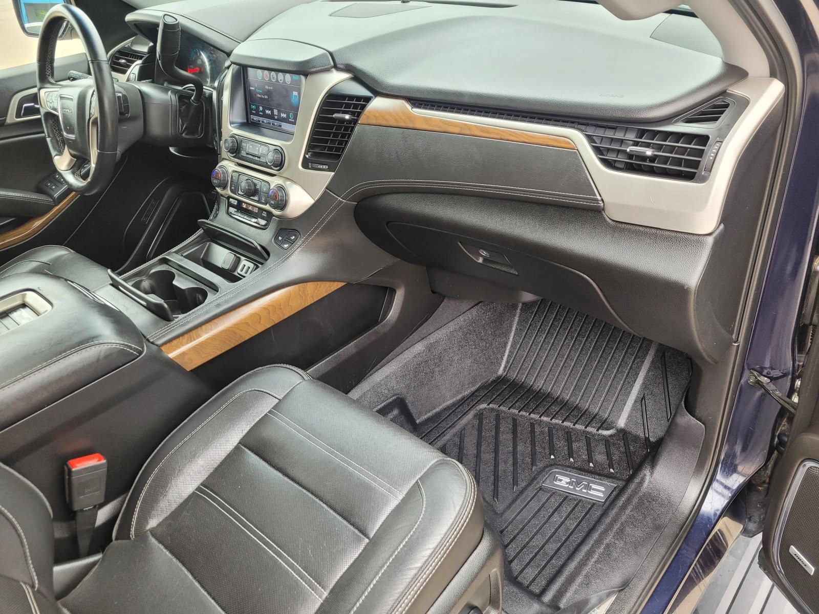 Used 2019 GMC Yukon Denali w/ Denali Ultimate Package RWD image 10