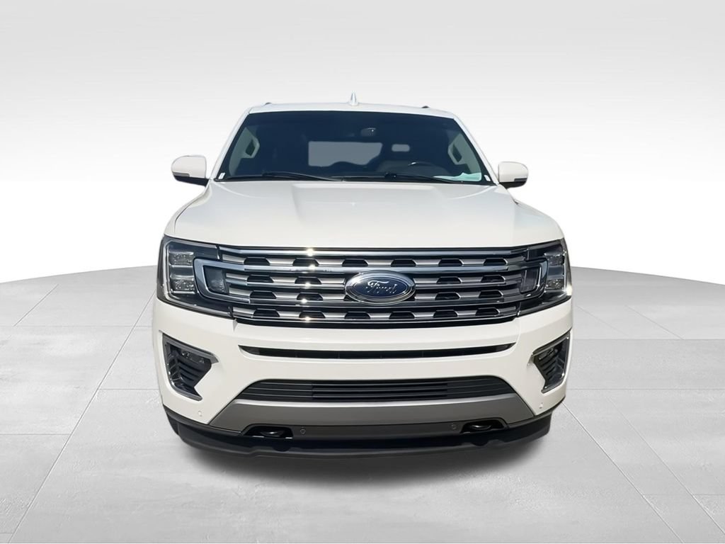 Used 2020 Ford Expedition Limited w/ Equipment Group 301A AWD/4WD image 3