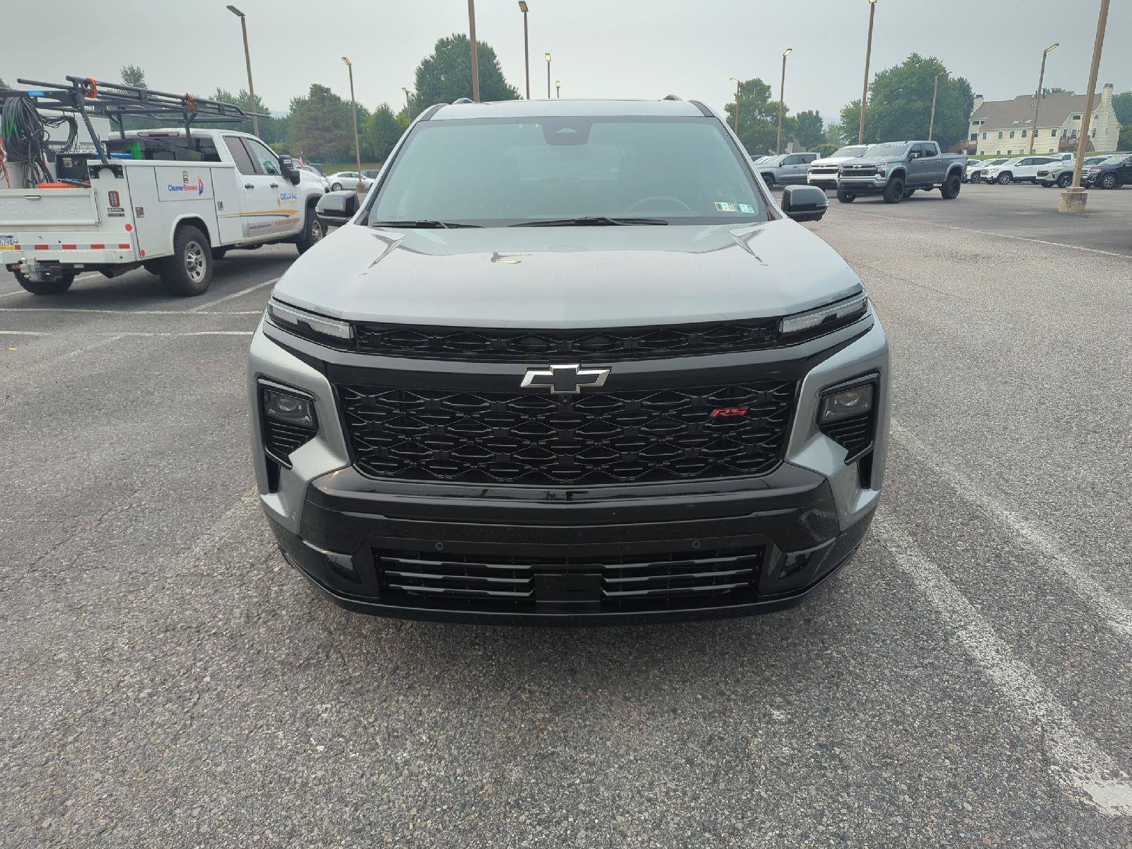 Used 2025 Chevrolet Traverse RS AWD/4WD image 2