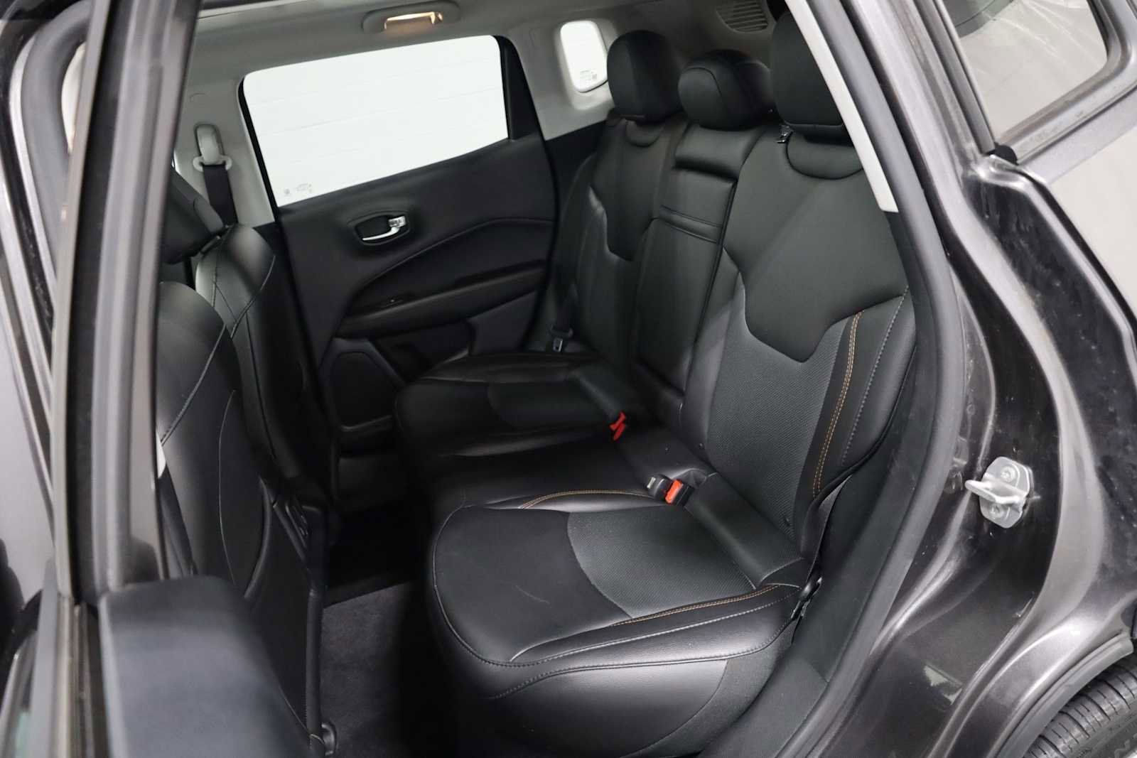 Used 2019 Jeep Compass Limited w/ Safety & Security Group AWD/4WD image 34