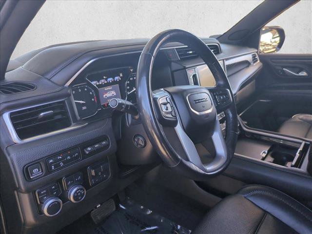 Used 2021 GMC Yukon Denali w/ Denali Premium Package AWD/4WD image 10