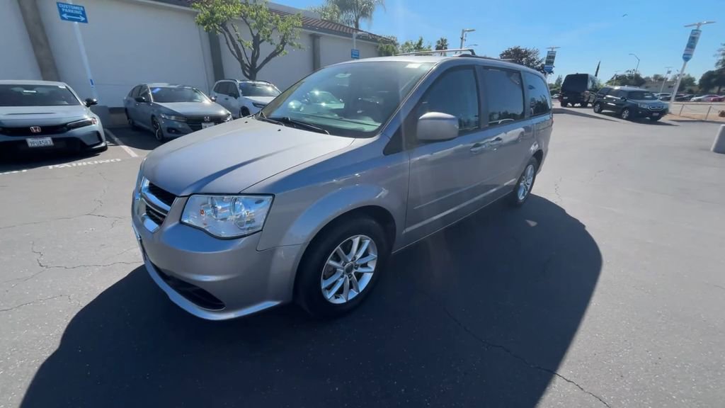 Used 2014 Dodge Grand Caravan SXT image 4