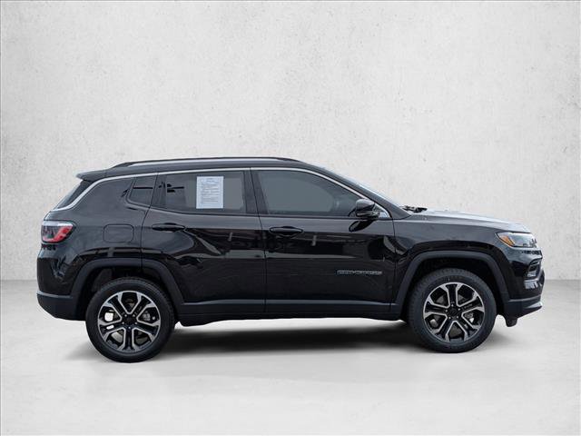 Used 2022 Jeep Compass Limited w/ Sun and Sound Group image 4