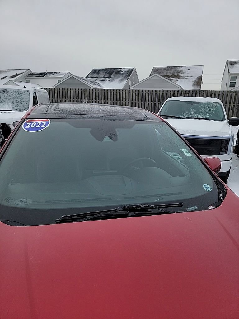 Certified 2022 Ford Edge ST-Line w/ Class II Trailer Tow Package image 58