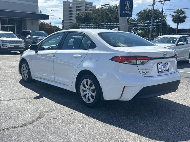 Used 2025 Toyota Corolla LE FWD image 6