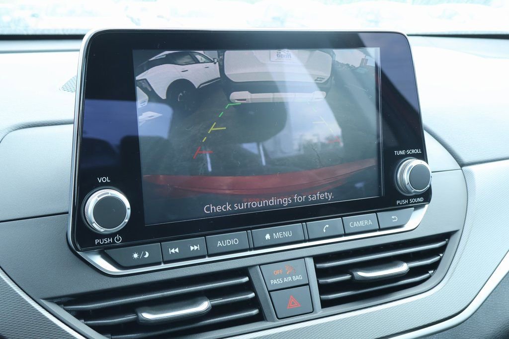 New 2025 Nissan Altima 2.5 SR image 4