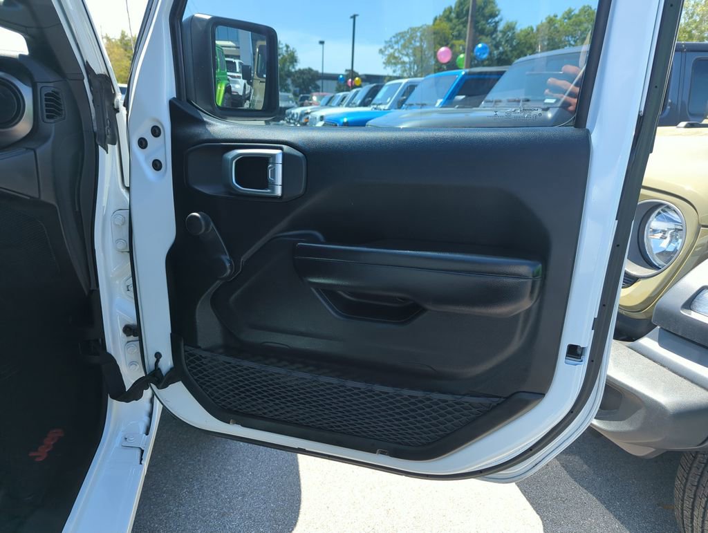 Used 2019 Jeep Wrangler Unlimited Sport image 31