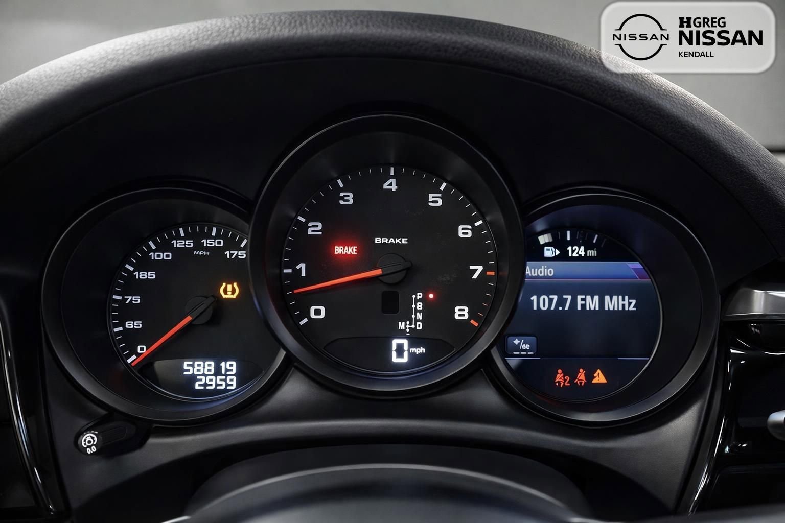 Used 2021 Porsche Macan AWD/4WD image 9