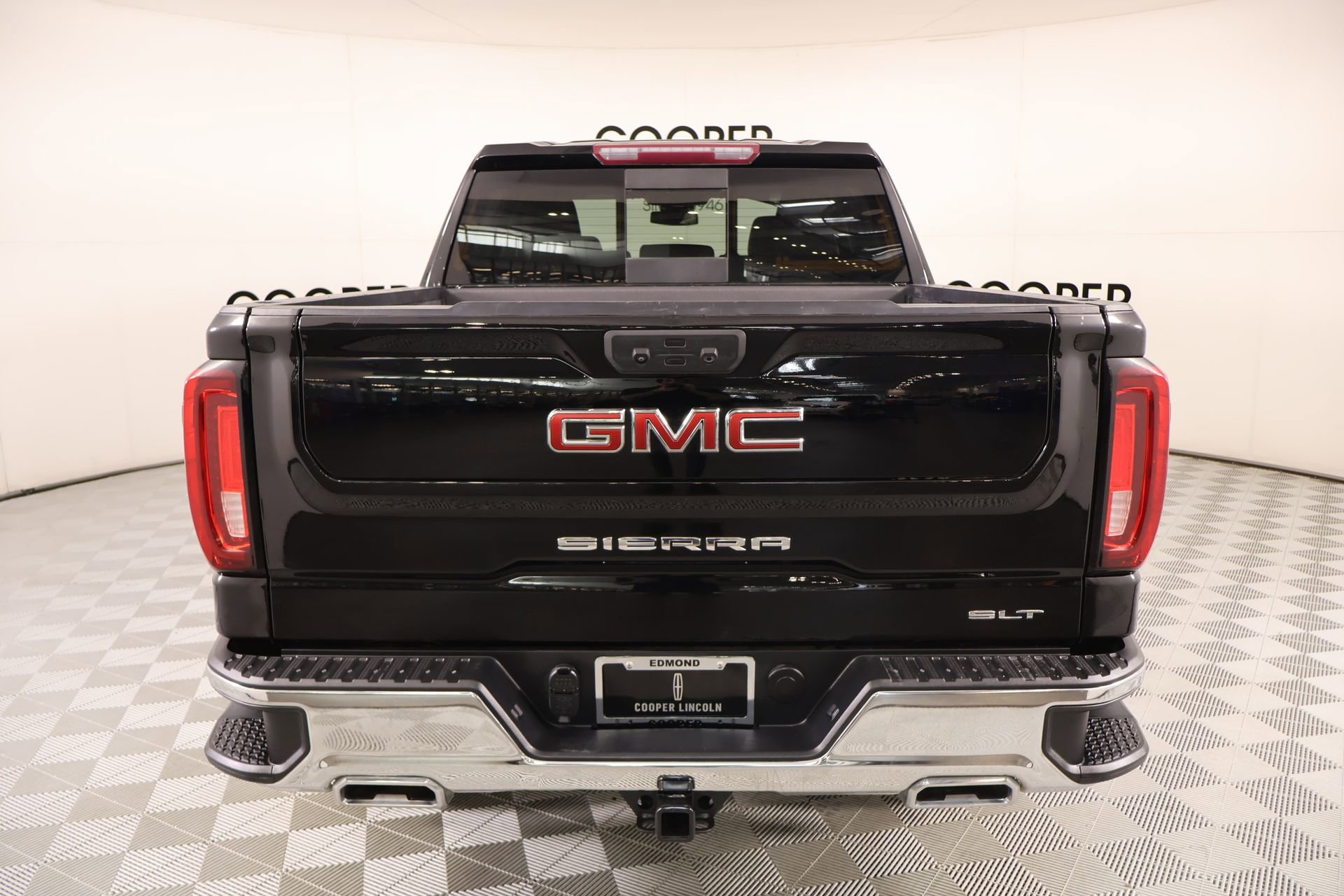 Used 2023 GMC Sierra 1500 SLT w/ SLT Premium Package image 22