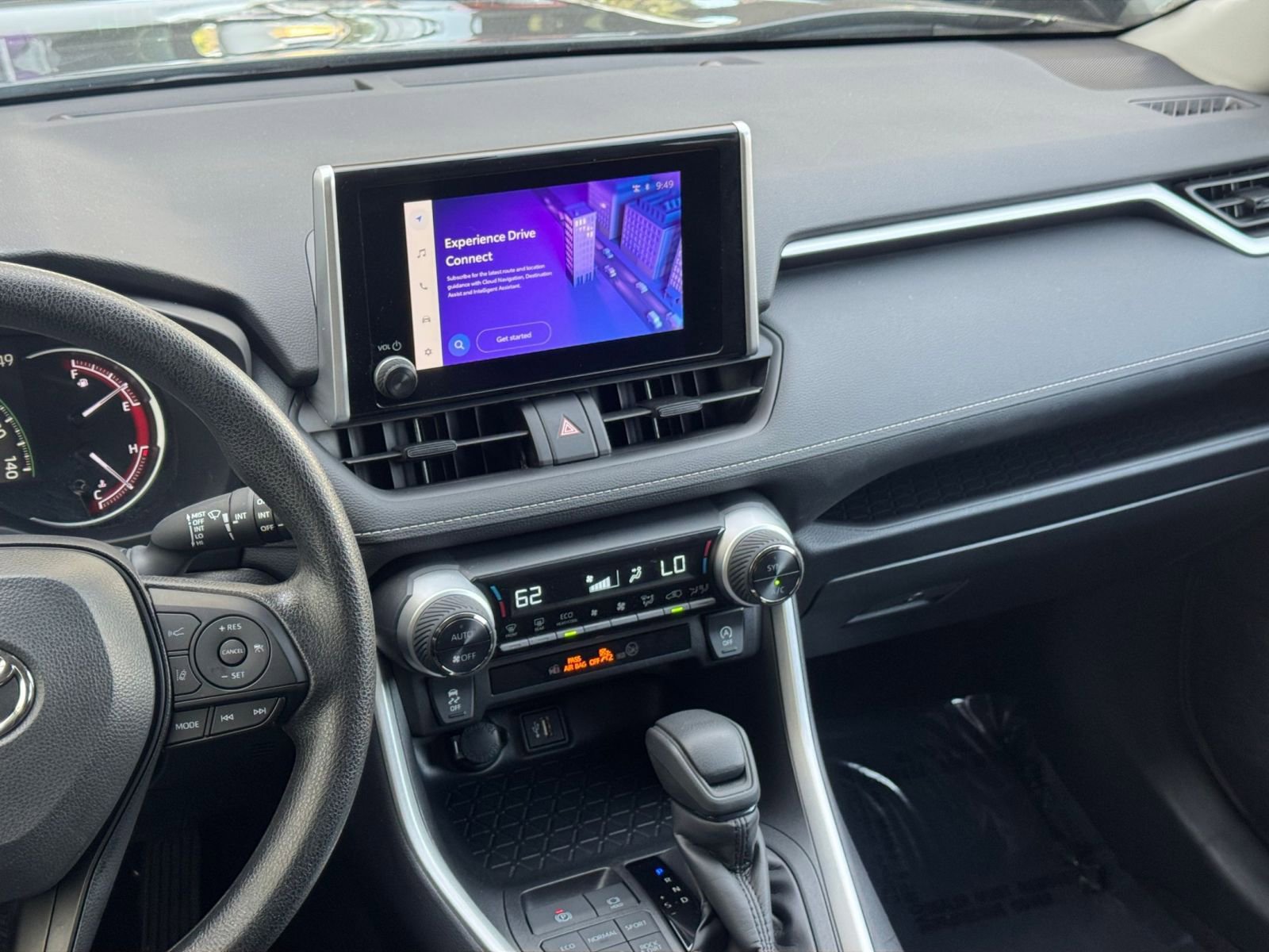 Used 2025 Toyota RAV4 XLE w/ Convenience Package image 20