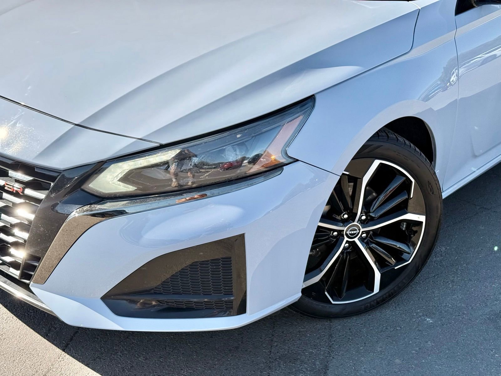 Used 2024 Nissan Altima 2.5 SR image 13