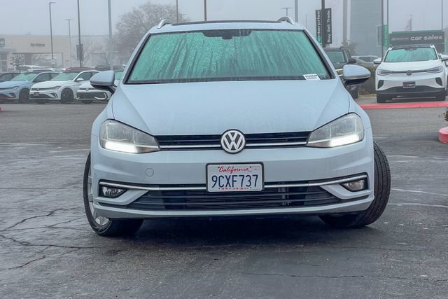 Used 2018 Volkswagen Golf SEL image 3