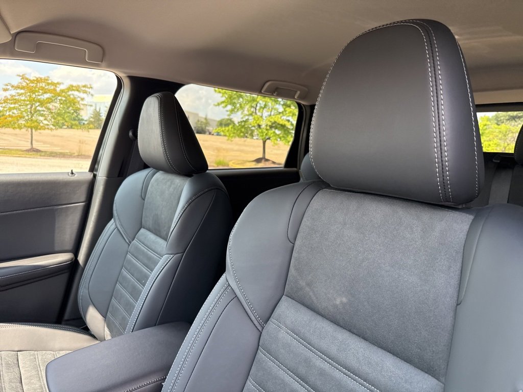 New 2025 Mitsubishi Outlander SE image 27