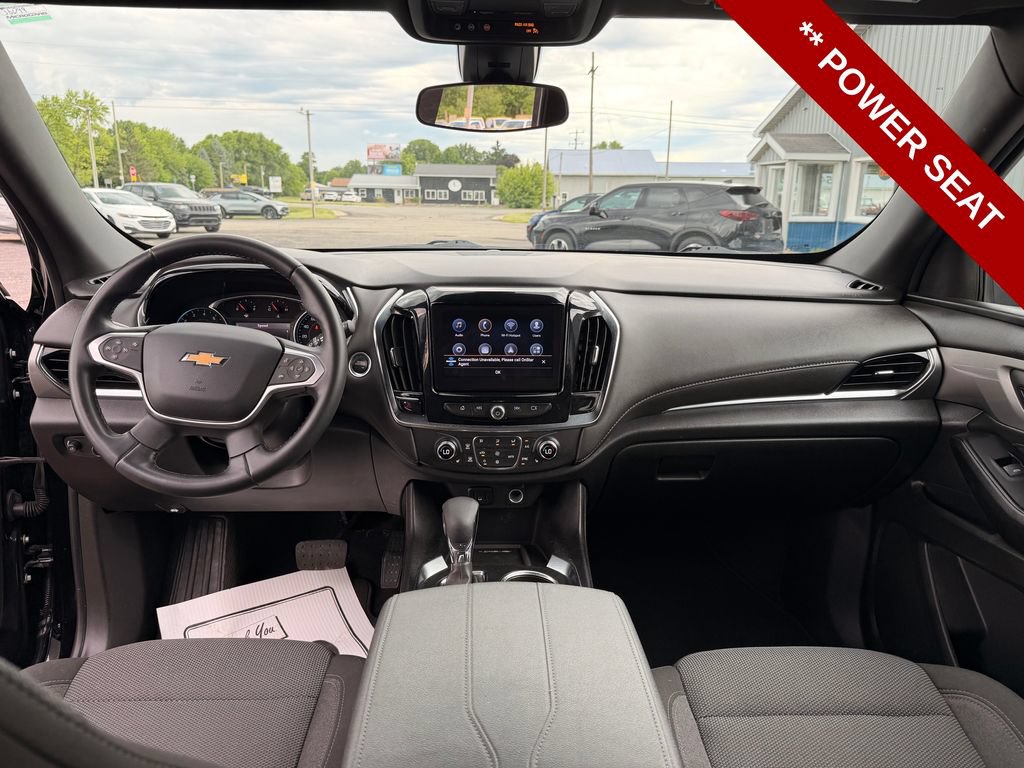 Used 2023 Chevrolet Traverse LT AWD/4WD image 17