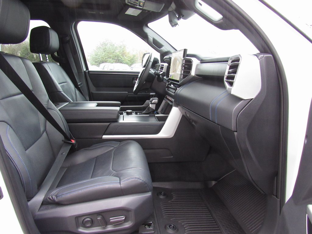 Certified 2025 Toyota Sequoia Platinum image 21