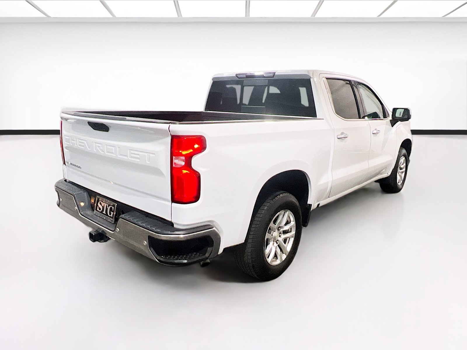 Used 2021 Chevrolet Silverado 1500 LTZ w/ LTZ Convenience Package II AWD/4WD image 4