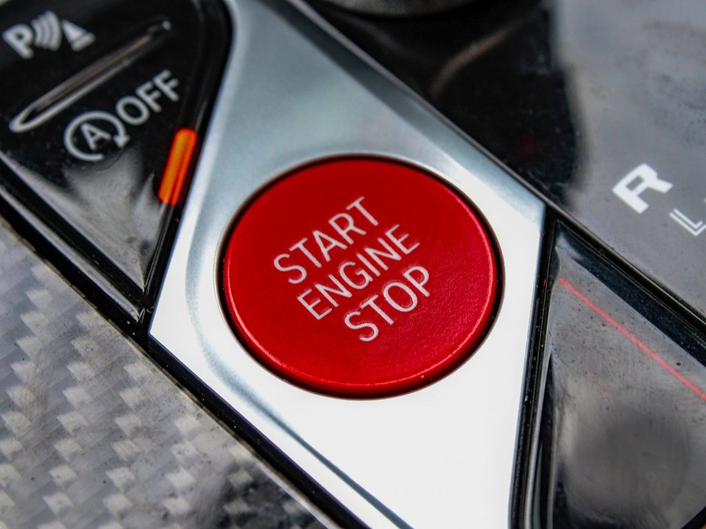 Used 2025 BMW X6 M Competition w/ Executive Package image 26