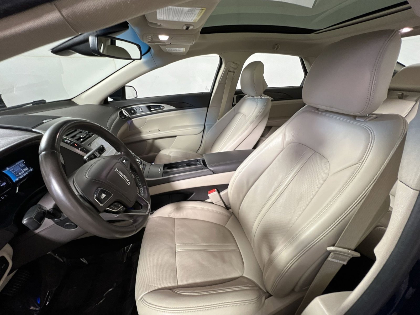 Used 2018 Lincoln MKZ Reserve w/ Climate Package image 13