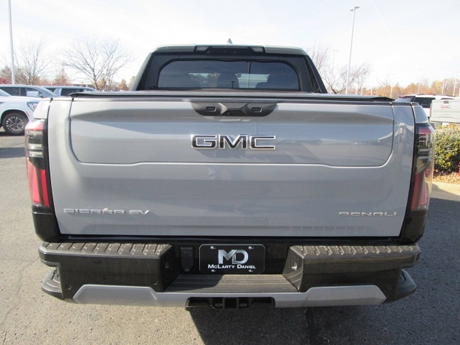 New 2024 GMC Sierra EV Denali AWD/4WD image 4