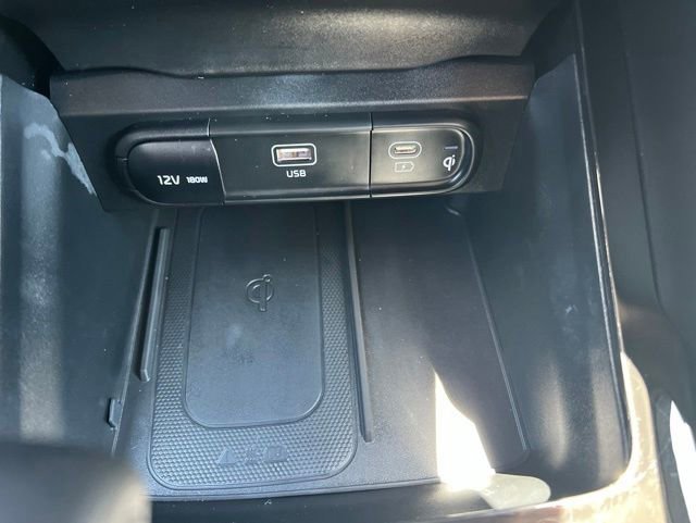 Used 2024 Kia Telluride S FWD image 24