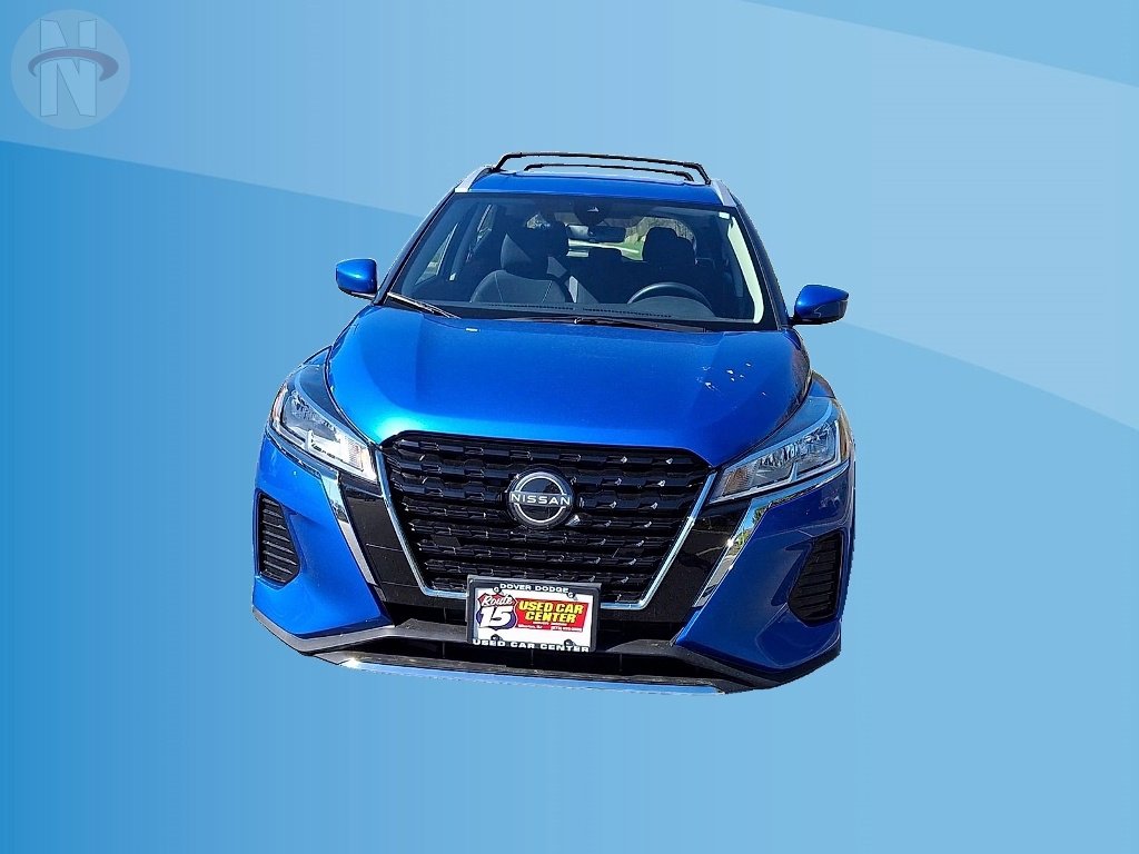 Used 2024 Nissan Kicks SV w/ Interior Electronics Package FWD image 3