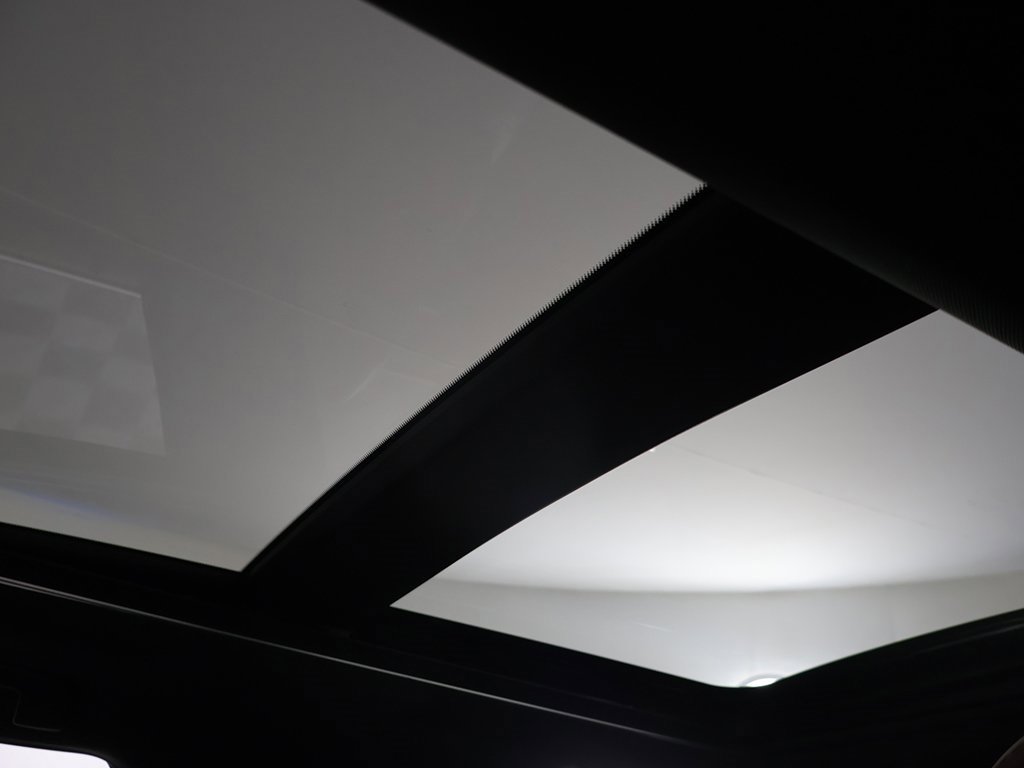 New 2025 Mitsubishi Outlander SEL image 28