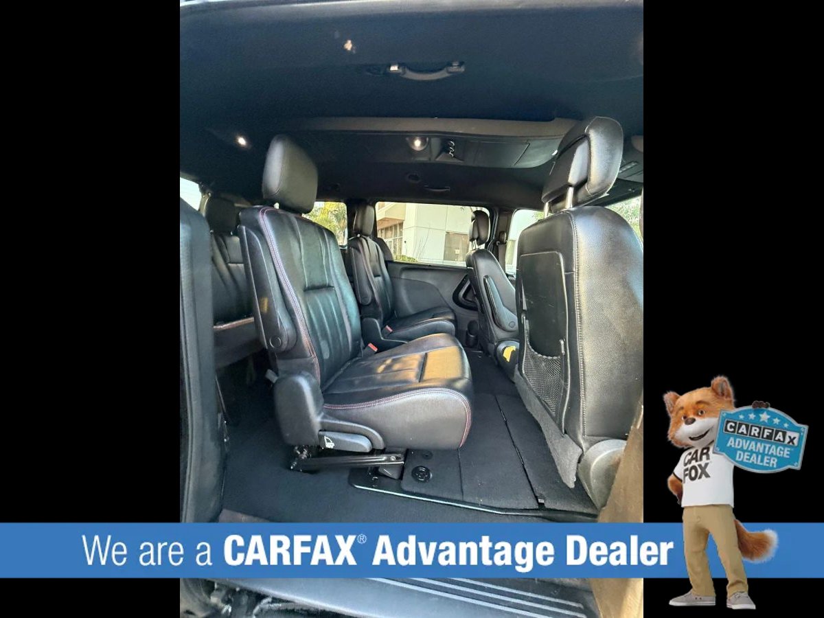 Used 2018 Dodge Grand Caravan GT FWD image 34