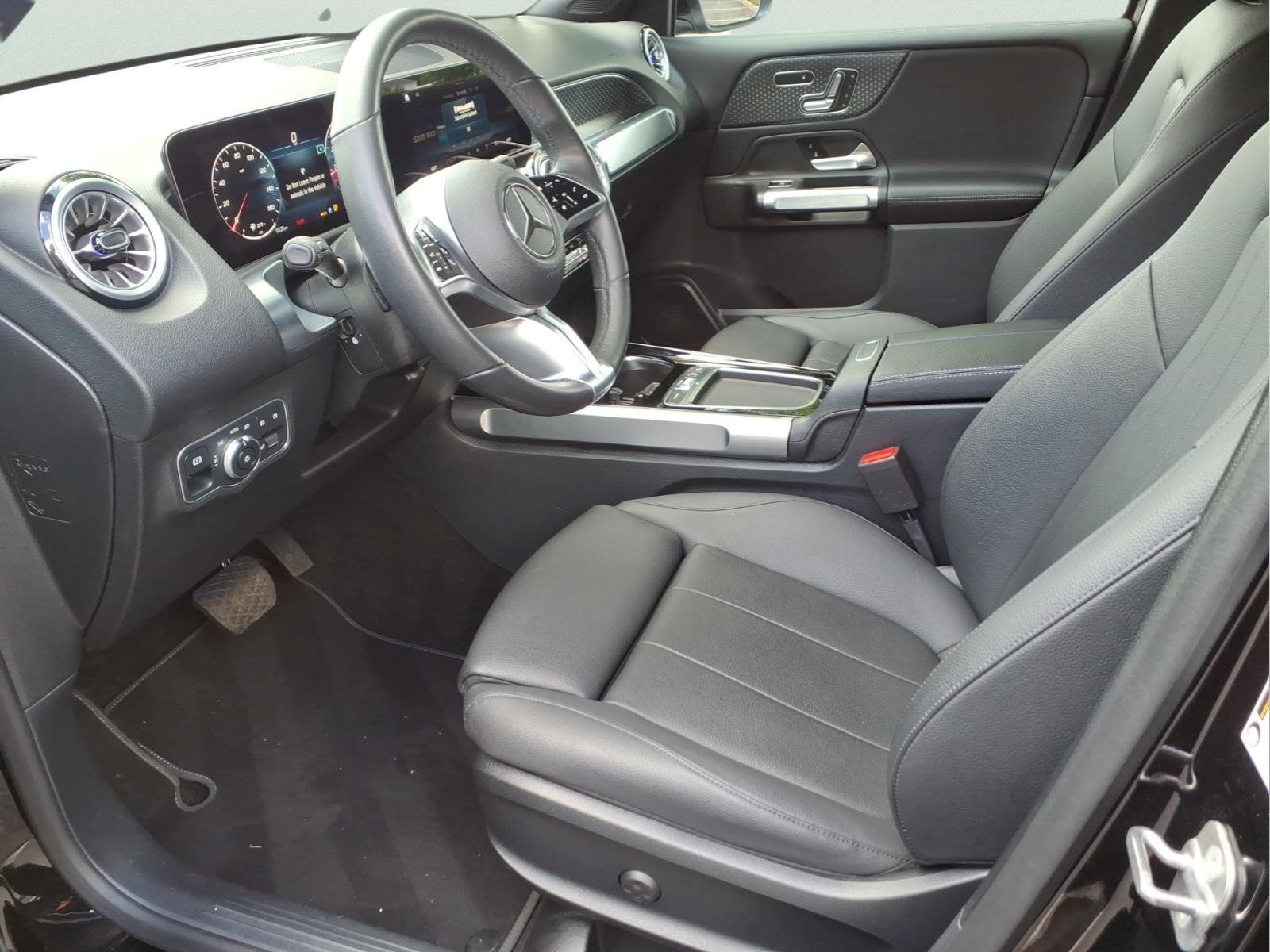 Certified 2025 Mercedes-Benz GLB 250 4MATIC image 10