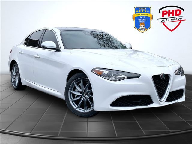 Used 2021 Alfa Romeo Giulia Sprint w/ Sun & Sound Package