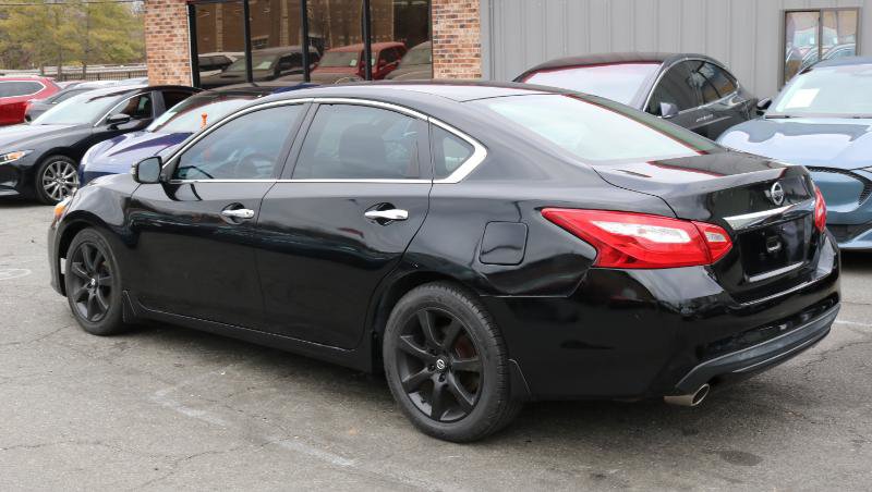 Used 2017 Nissan Altima 2.5 S w/ Power Driver Seat Package image 3