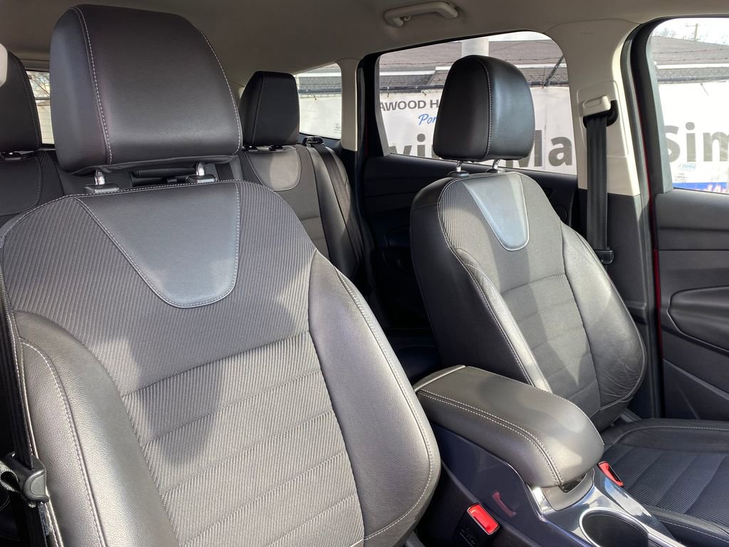 Used 2013 Ford Escape Titanium w/ Class II Trailer Tow Pkg AWD/4WD image 17