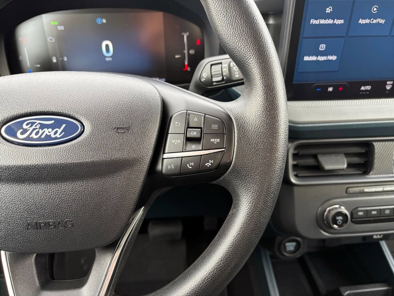 Used 2025 Ford Maverick XLT w/ Equipment Group 301A image 16