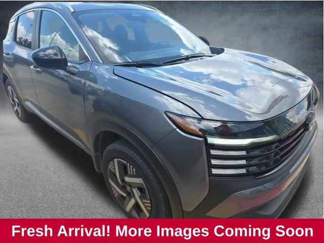 Used 2026 Nissan Kicks SV w/ SV Premium Package FWD image 1