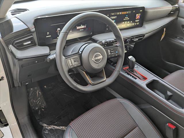 Used 2025 Nissan Kicks SR AWD/4WD image 10