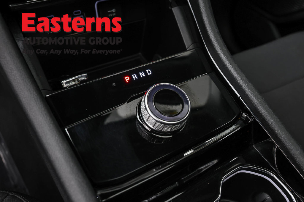Used 2023 Jeep Grand Cherokee L Laredo AWD/4WD image 14