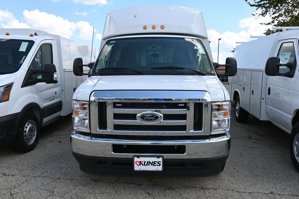 New 2025 Ford E-350 and Econoline 350 Super Duty w/ Power Equipment Group RWD image 9