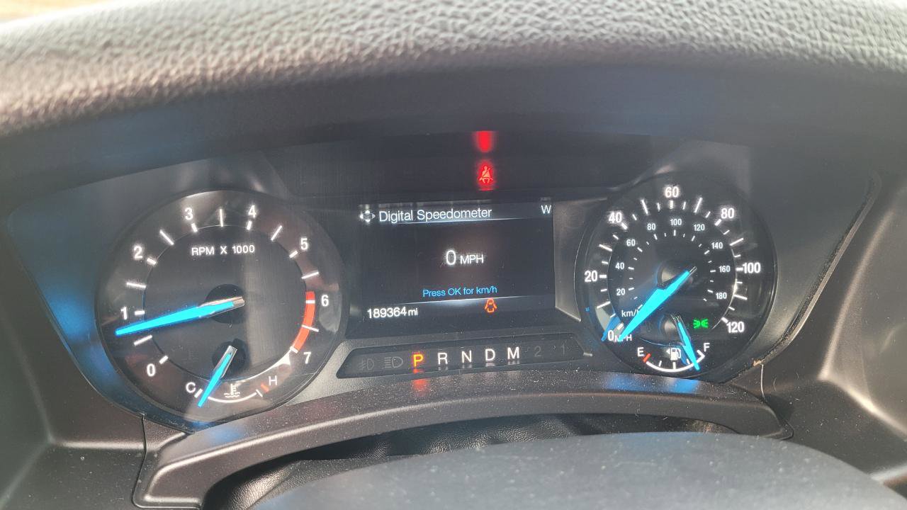 Used 2015 Ford Expedition EL XLT image 13